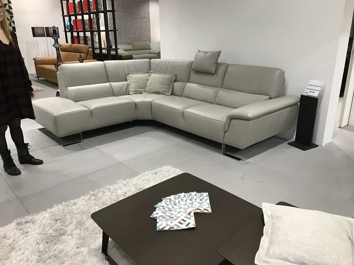 SOFA GÓC TIỆN LỢI | BỘ BÀN GHẾ SOFA PHÒNG KHÁCH NHỎ 2018 SOFA GÓC TIỆN LỢI | BỘ BÀN GHẾ SOFA PHÒNG KHÁCH NHỎ 2018