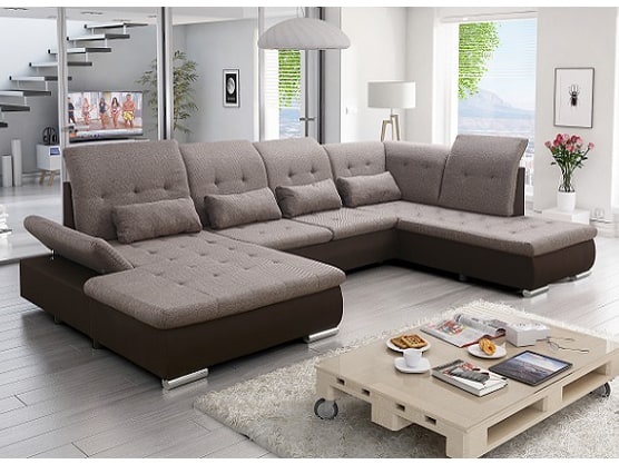 Bộ sofa gỗ được thiết kế hài hòa với không gian phòng khách